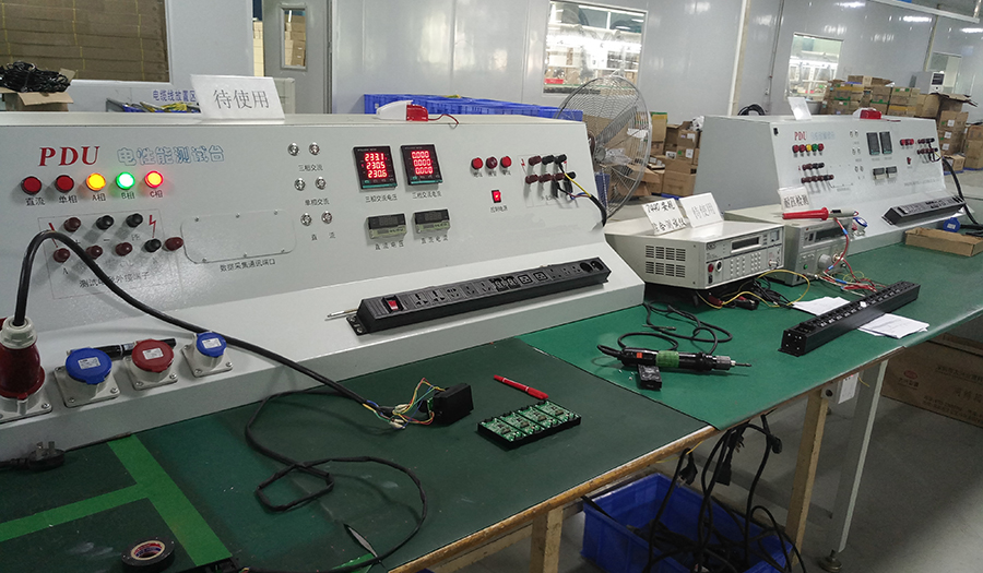 Professional PDU test device and place